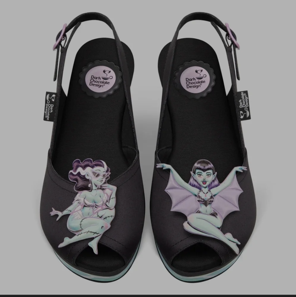 Dark Chocolate Design Beach Ghouls Sandal - Picture 3 of 16